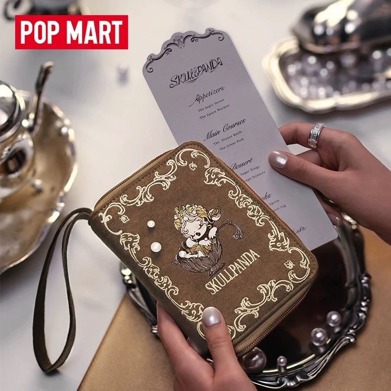 POP MART SKULLPANDA The Feast  - Action Figure Stand recension och pris